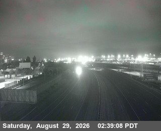 TV721 -- I-880 : AT 7TH ST live camera view