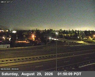TVC02 -- SR-85 : AT JCT 17 live camera view