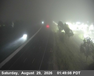 TV162 -- US-101 : AT SOF PETALUMA BL live camera view