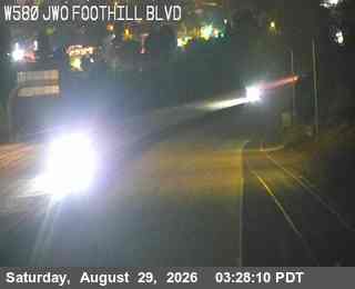TVA94 -- I-580 : AT JWO FOOTHILL BLVD live camera view