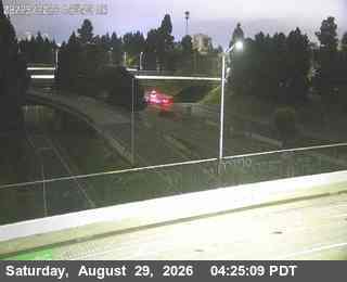 TV116 -- I-980 : AT 14TH ST live camera view