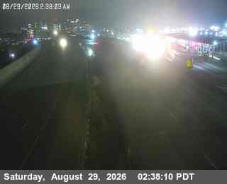 TV720 -- I-880 : AT BROADWAY OFR live camera view