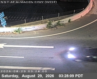 TV922 -- SR-87 : AT ALMADEN EXPRESSWAY live camera view