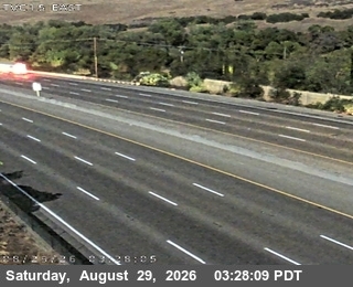 TVC15 -- US-101 : AT COYOTE RD live camera view
