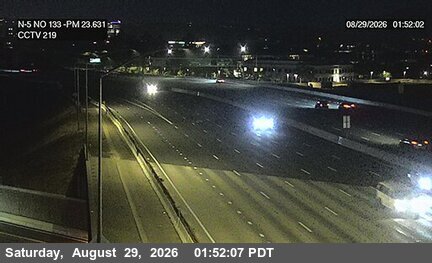 I-5 : (219) North of SR-133 live camera view