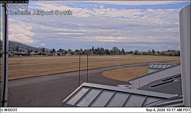 Chehalis-Centralia Airport South live camera view