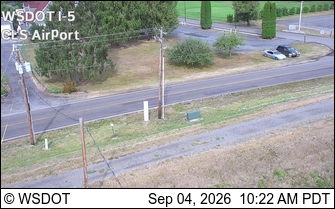 Chehalis-Centralia Airport cam 1 live camera view