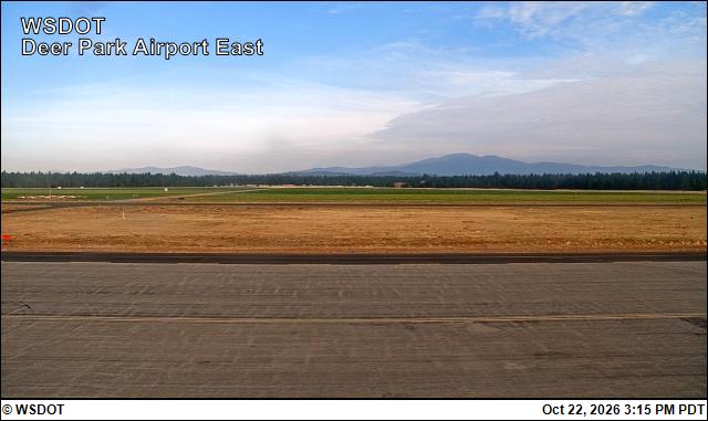 Deer Park Municipal Airport East live camera view