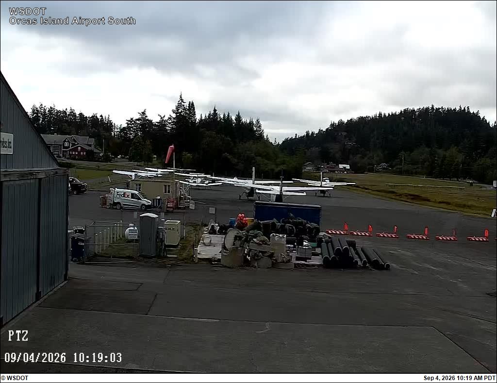Orcas Island Airport South live camera view