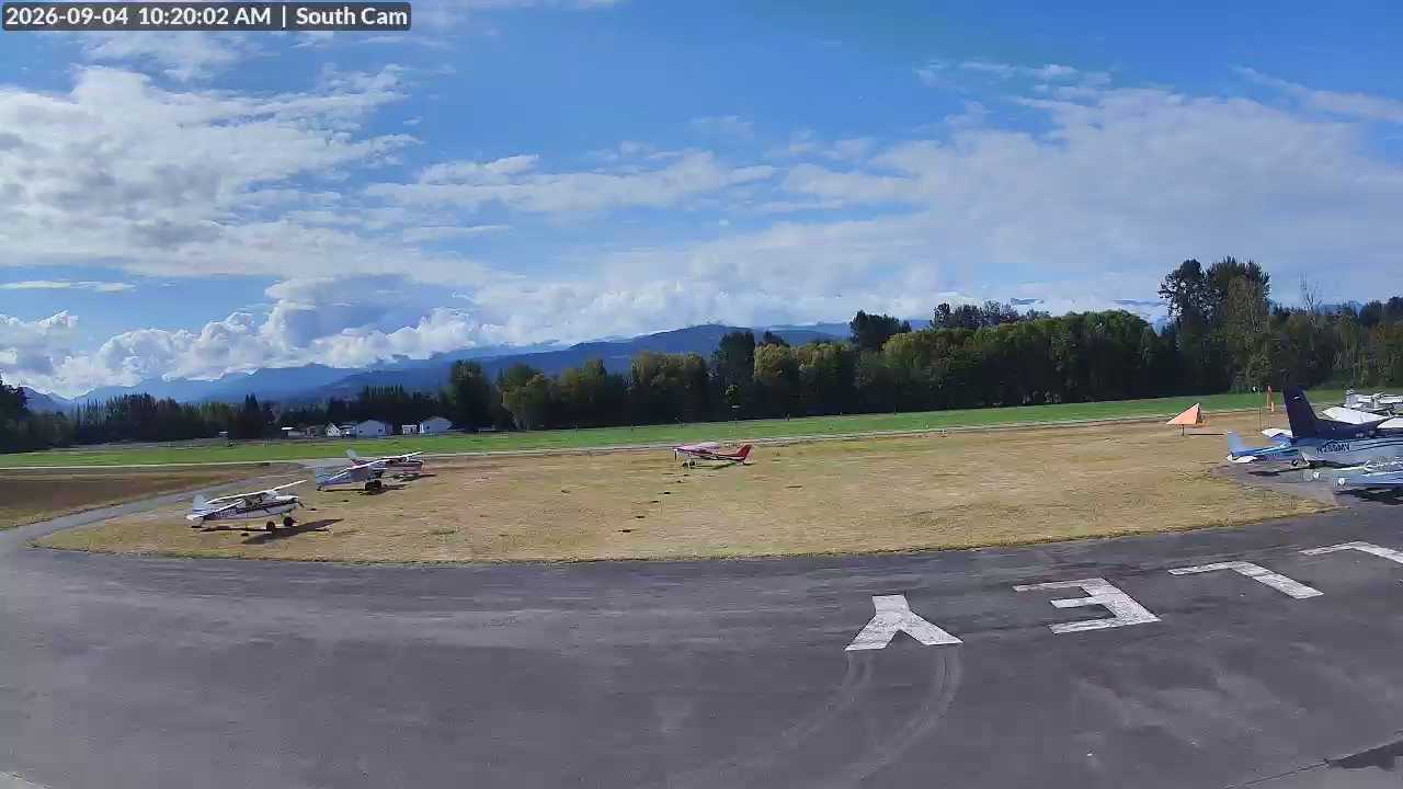 Sequim Valley Airport - South View live camera view