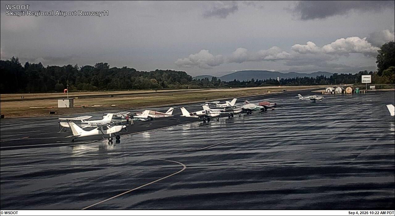 Skagit Regional Airport Runway 11 live camera view