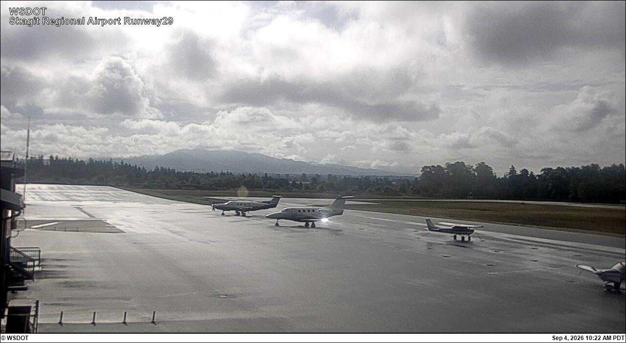 Skagit Regional Airport Runway 29 live camera view