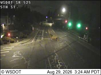 SR 525 at MP 8.1: 5th St South - WSF Mukilteo live camera view