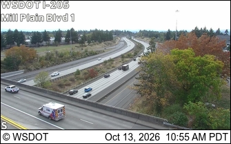 I-205 at MP 28.3: Mill Plain Blvd Camera 1 live camera view