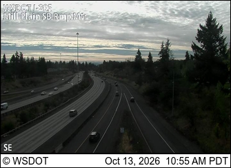 I-205 at MP 28.2: Millplain Ramp Meter SB live camera view