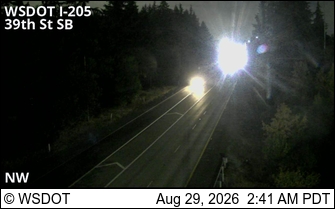 I-205 at MP 30.3: 39th St SB live camera view