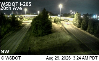 I-205 at MP 36.9: 20th Ave live camera view