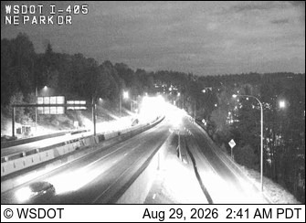 I-405 at MP 5.3: NE Park Dr live camera view