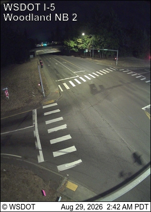 I-5 at MP 21.20: Woodland NB Signal live camera view