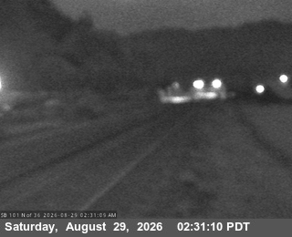 US-101 : North Of SR-36 - Looking South (C003) live camera view