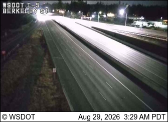 I-5 at MP 122.6: Berkeley St live camera view