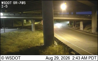 I-5 at 133.7: SB I-705 to NB I-5/SB SR 7, Elevated live camera view
