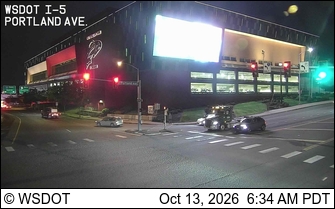 I-5 at MP 134.8: Portland Ave live camera view