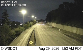 I-5 SB at MP 154.1: Klickitat Dr live camera view