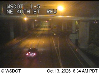 I-5 at MP 169: NE 40th St Express Lanes live camera view