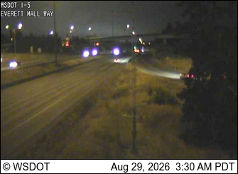 I-5 at MP 189.1: Everett Mall Way live camera view