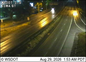 I-5 at MP 253.6: Iowa St live camera view