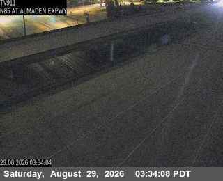 TV911 -- SR-85 : AT ALMADEN EXPRESS WAY live camera view