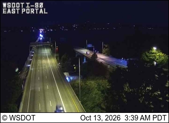 I-90 at MP 4.2: East Portal, Mt Baker Tunnel live camera view