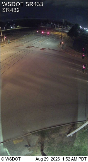 SR 433 at MP 0.9: Lewis and Clark Bridge live camera view