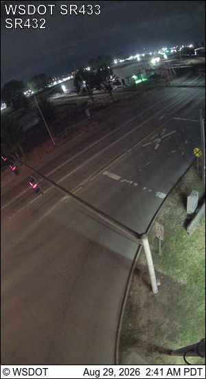 SR 433 at MP 0.9: Lewis and Clark Bridge live camera view