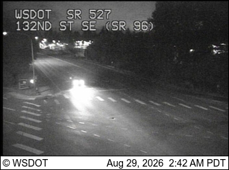 SR 527 at MP 8.8: 132nd St SE / SR 96 live camera view