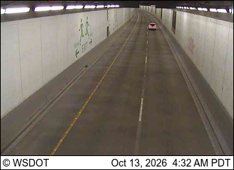 SR 99 at MP 30.9: NB Tunnel, South end live camera view