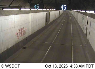 SR 99 at MP 31.8: SB Tunnel, North end live camera view
