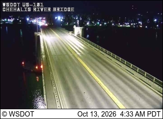 US 101 at MP 83.4: Chehalis River Bridge live camera view