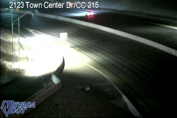 Town Center Dr & CC 215 live camera view
