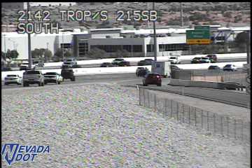 Tropicana Ave & CC-215 SB live camera view