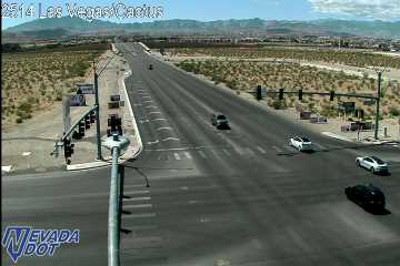 Las Vegas Blvd & Cactus Ave live camera view