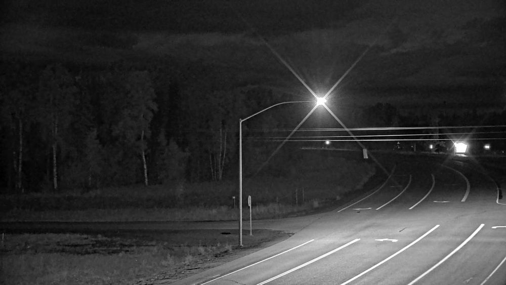 Parks Highway @ Talkeetna Road MP 98.7 live camera view