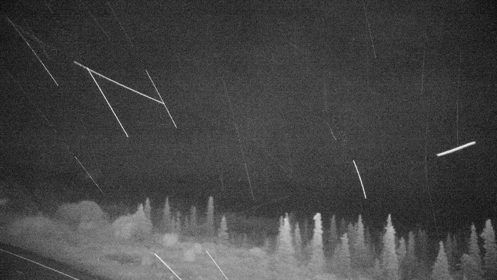 Glenn Highway @ Gunsight Mountain MP 117 live camera view