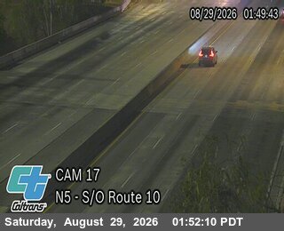 I-5 : (17) South of I-10 live camera view