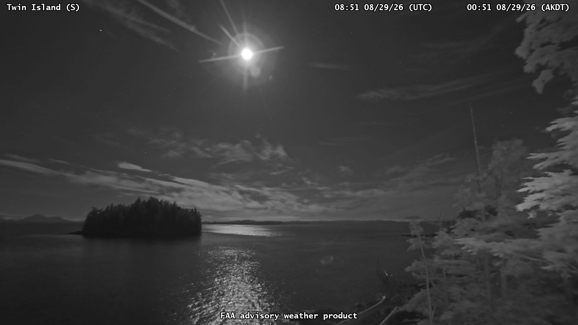 Twin Island — South live camera view