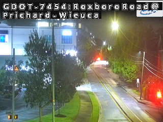 Roxboro Rd at Prichard Way / Wieuca Rd live camera view