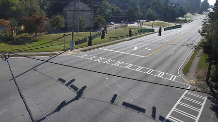 SR 280/S Cobb Dr at Wisteria Ln/McCauley Rd live camera view
