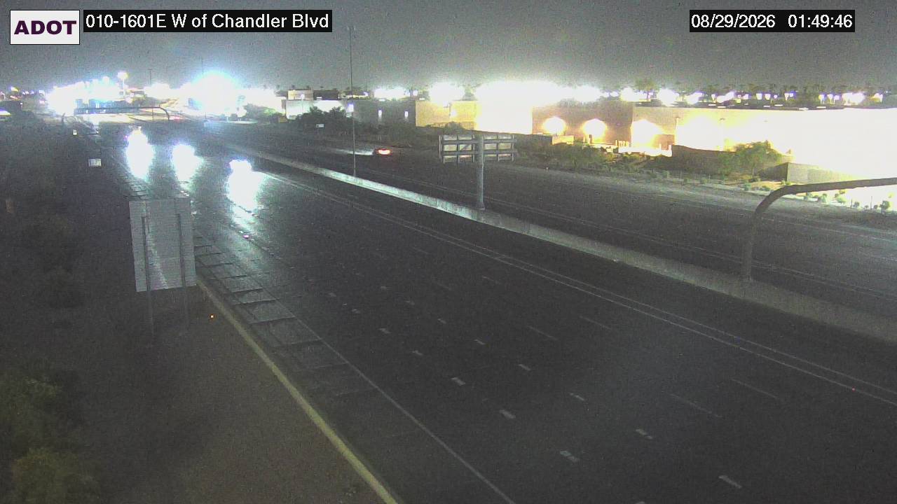 I-10 @W of Chandler Blvd live camera view