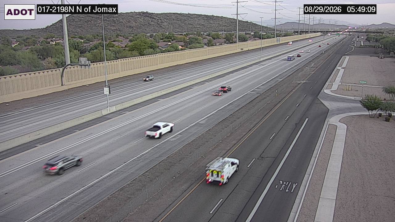 I-17 @N of Jomax live camera view